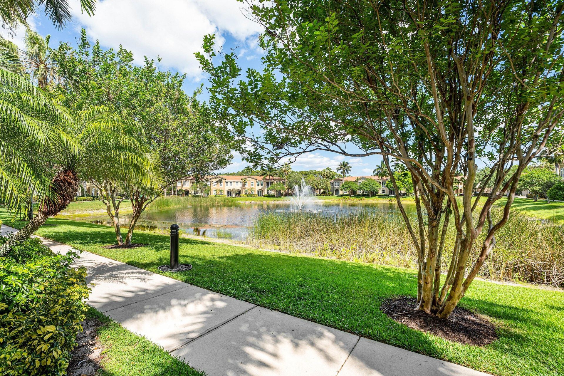 4890 Bonsai Circle, Unit 106, Palm Beach Gardens, FL 33418 Photo