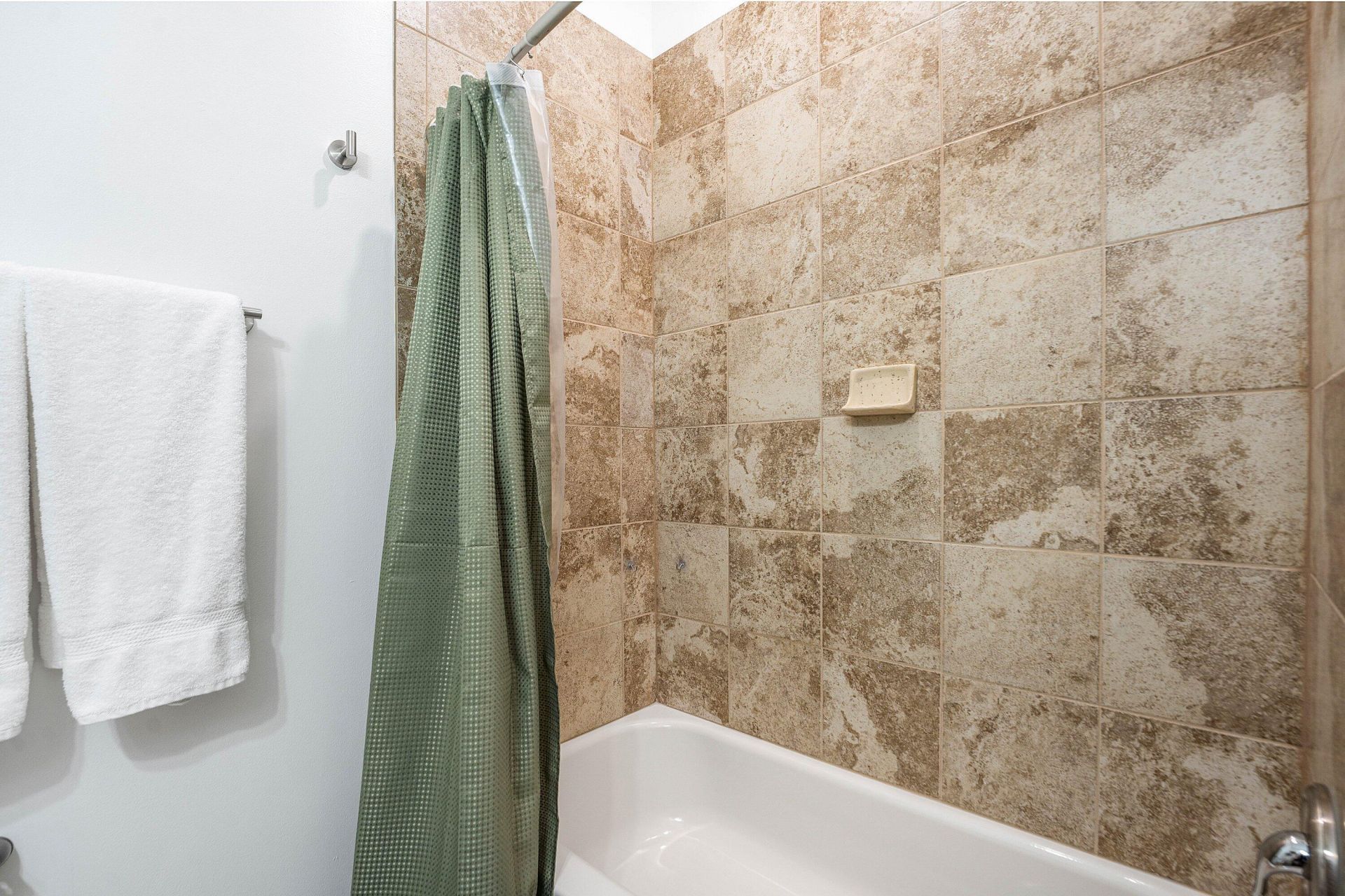 4890 Bonsai Circle, Unit 106, Palm Beach Gardens, FL 33418 Photo