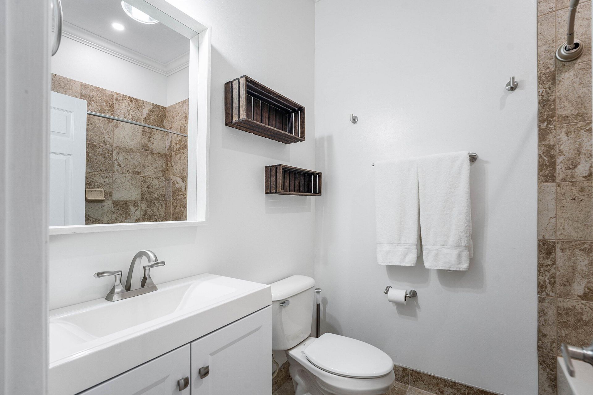 4890 Bonsai Circle, Unit 106, Palm Beach Gardens, FL 33418 Photo