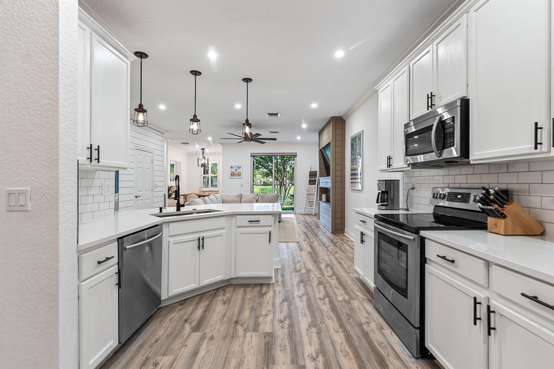 4890 Bonsai Circle, Unit 106, Palm Beach Gardens, FL 33418 Photo