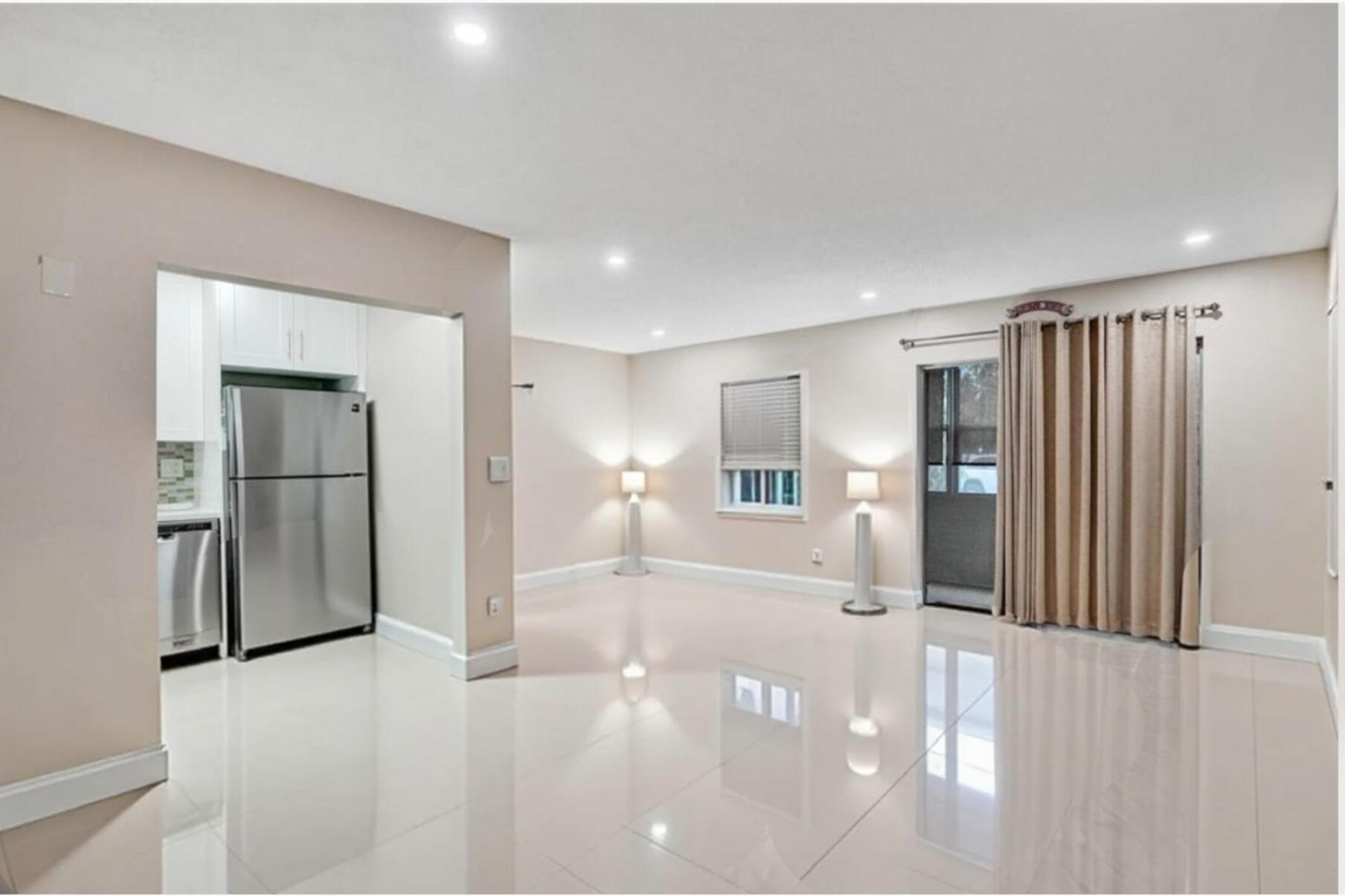 4980 E Sabal Palm Boulevard E, Unit 124, Tamarac, FL 33319 Photo