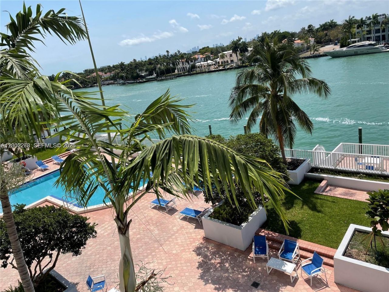 5700 Collins Ave , Unit 15H, Miami Beach, FL 33140 Photo