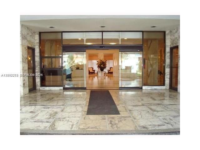 5700 Collins Ave , Unit 15H, Miami Beach, FL 33140 Photo