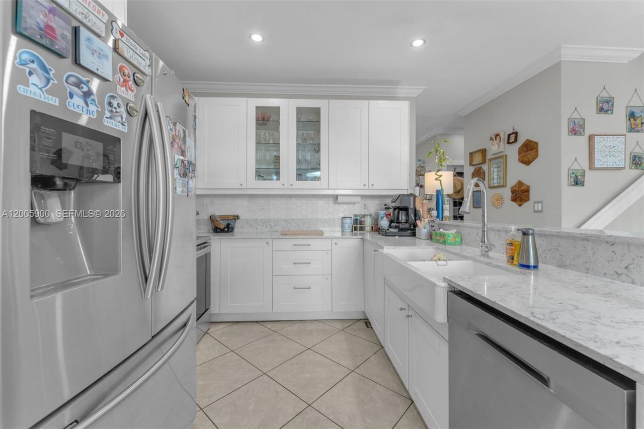 945 SW 154th Ct , Miami, FL 33194 Photo