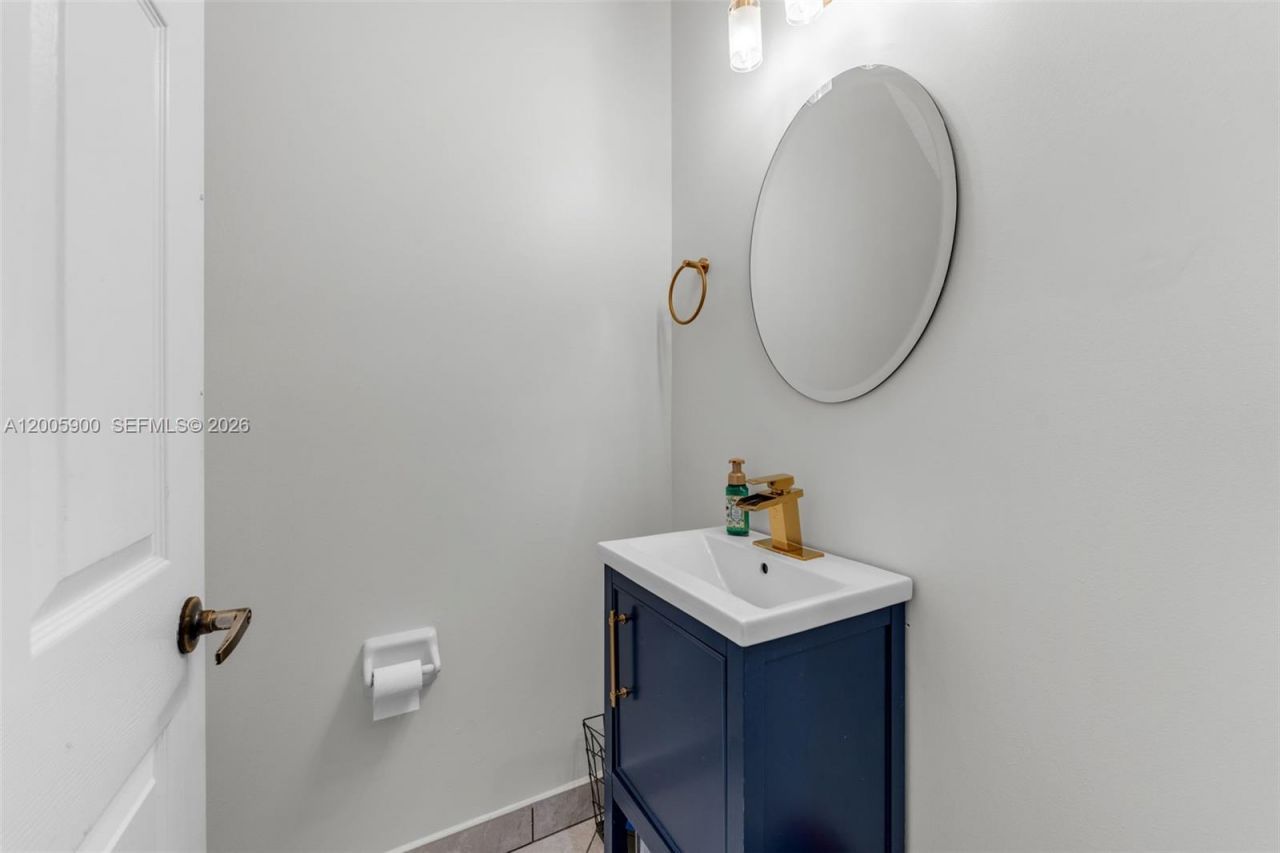 945 SW 154th Ct , Miami, FL 33194 Photo