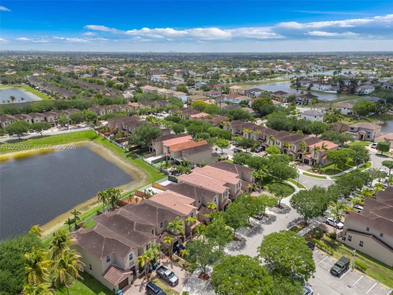 945 SW 154th Ct , Miami, FL 33194 Photo