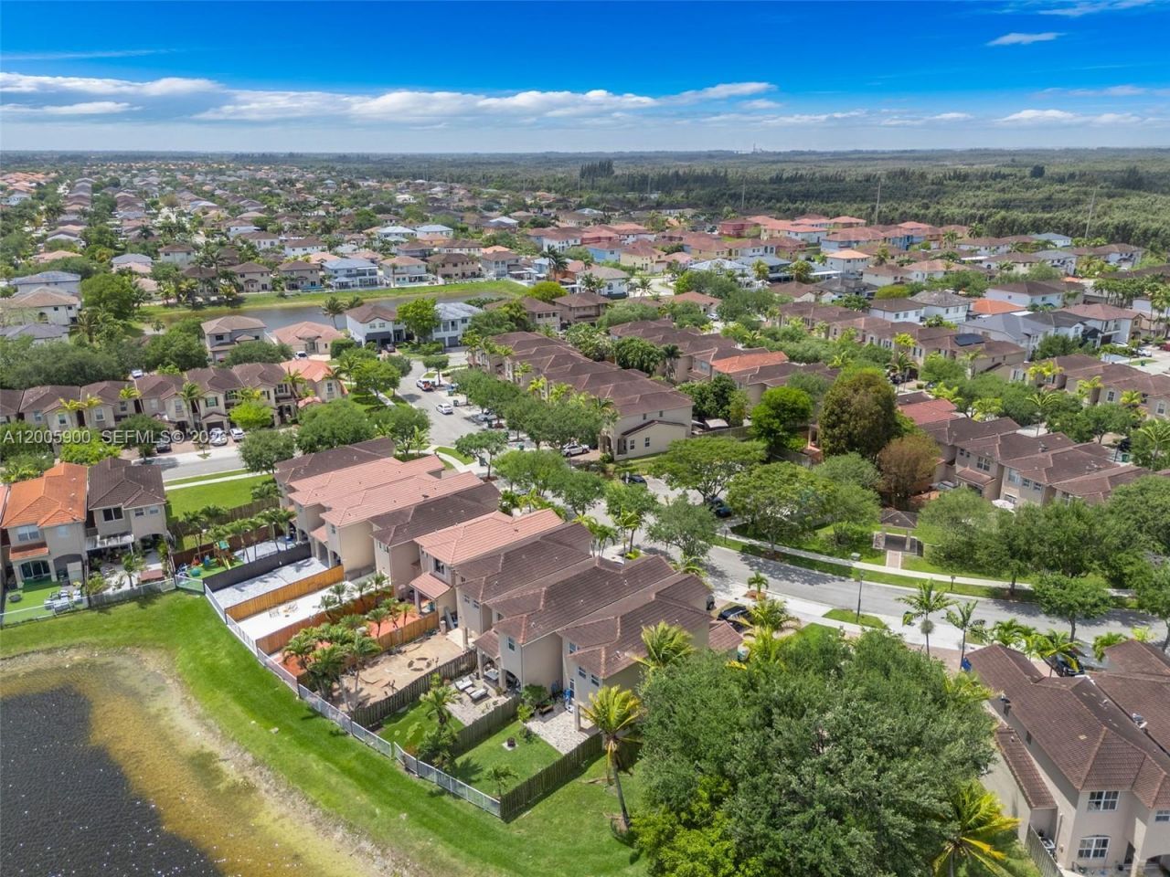 945 SW 154th Ct , Miami, FL 33194 Photo