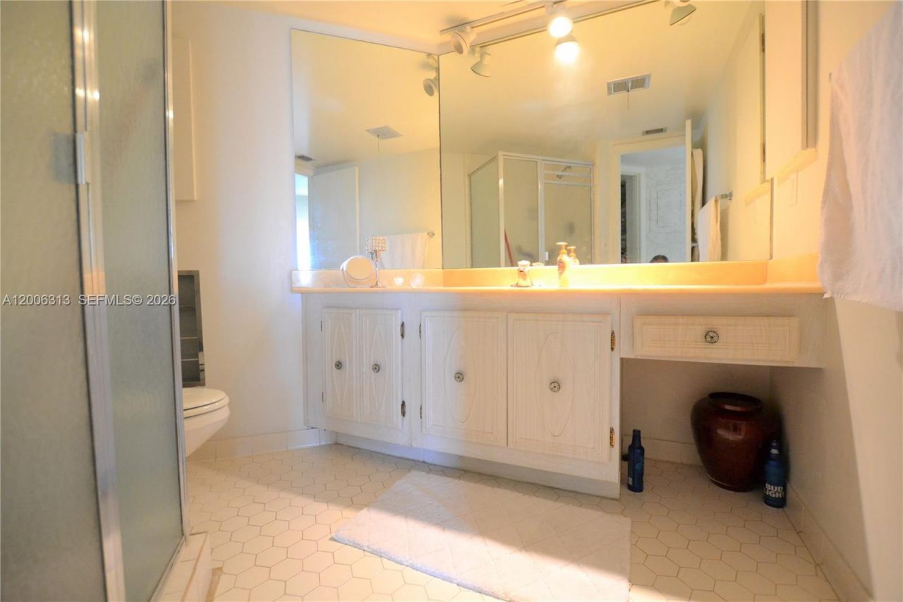 1500 Presidential Way, Unit 801, West Palm Beach, FL 33401 Photo