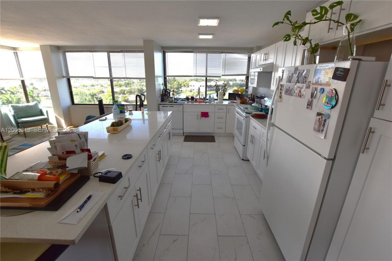 1500 Presidential Way, Unit 801, West Palm Beach, FL 33401 Photo
