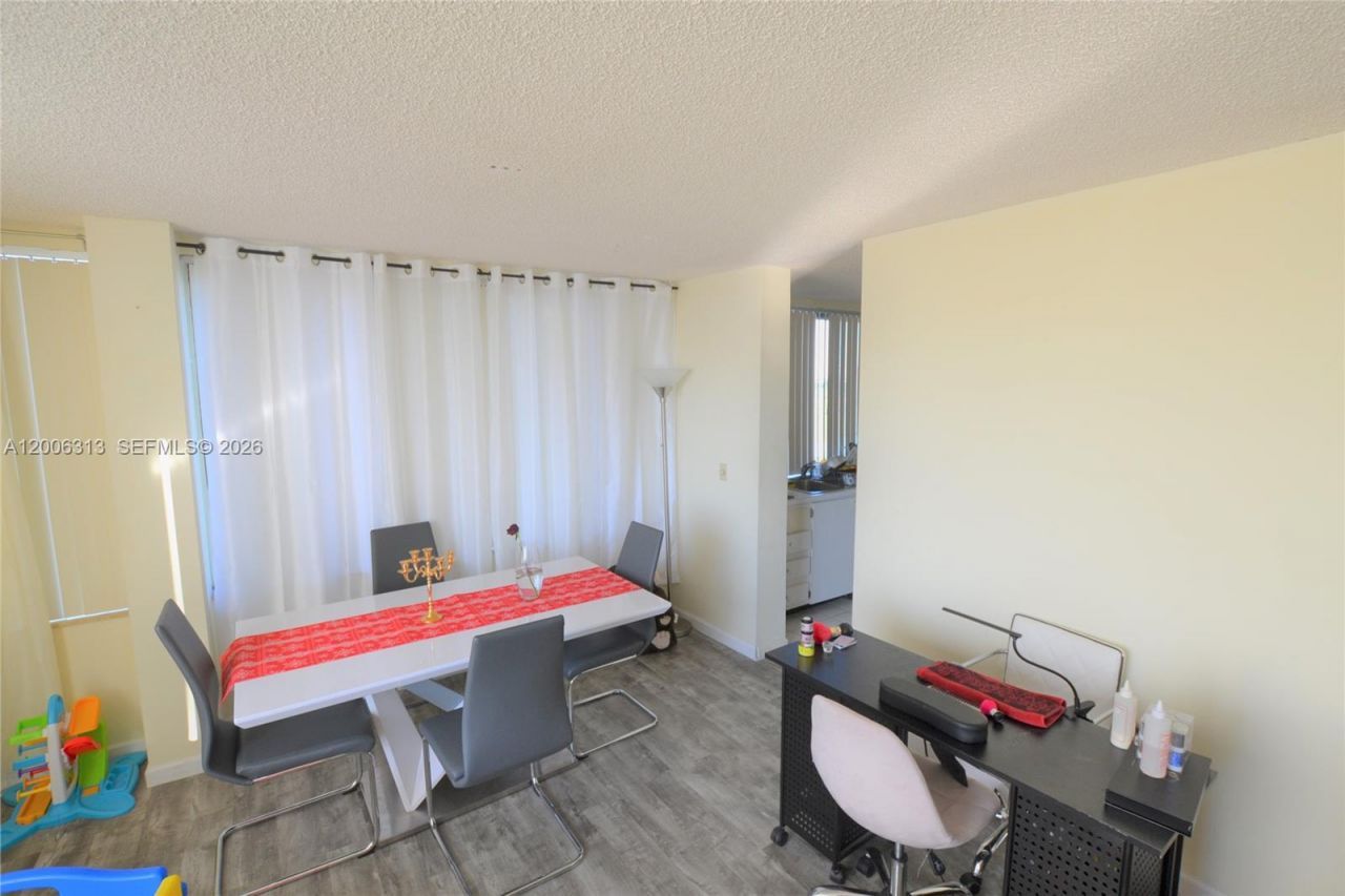 1500 Presidential Way, Unit 801, West Palm Beach, FL 33401 Photo