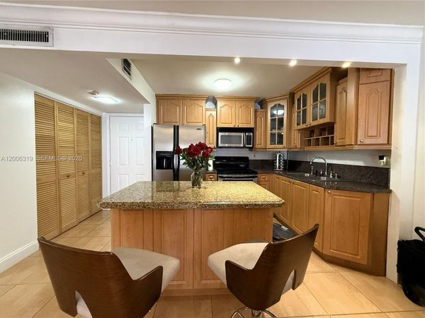 9301 SW 92nd Ave , Unit A213, Miami, FL 33176