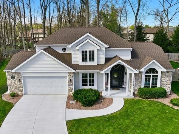 3328 Cilantro Cove, Fort Wayne, IN 46818