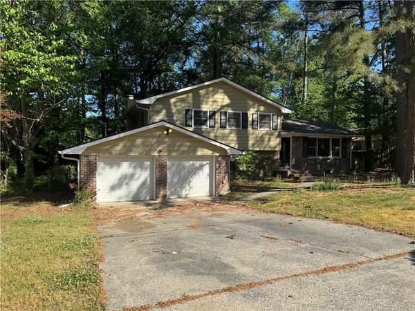 1130 Buckhurst Drive , Atlanta, GA 30349