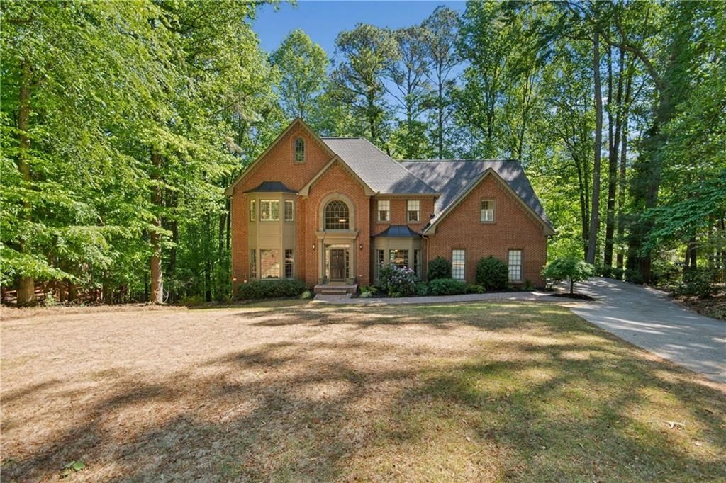 5385 Laithbank Lane, Alpharetta, GA 30022 Main Photo