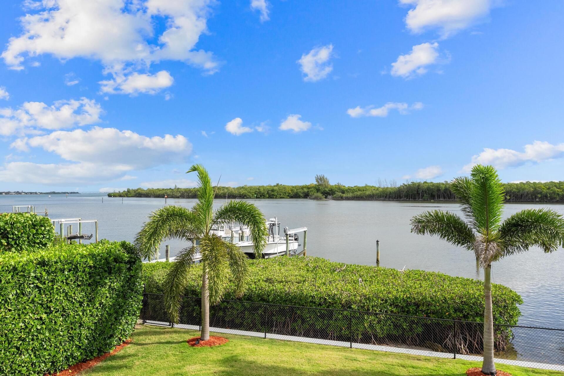 5675 SE Orange Street, Stuart, FL 34997 Photo