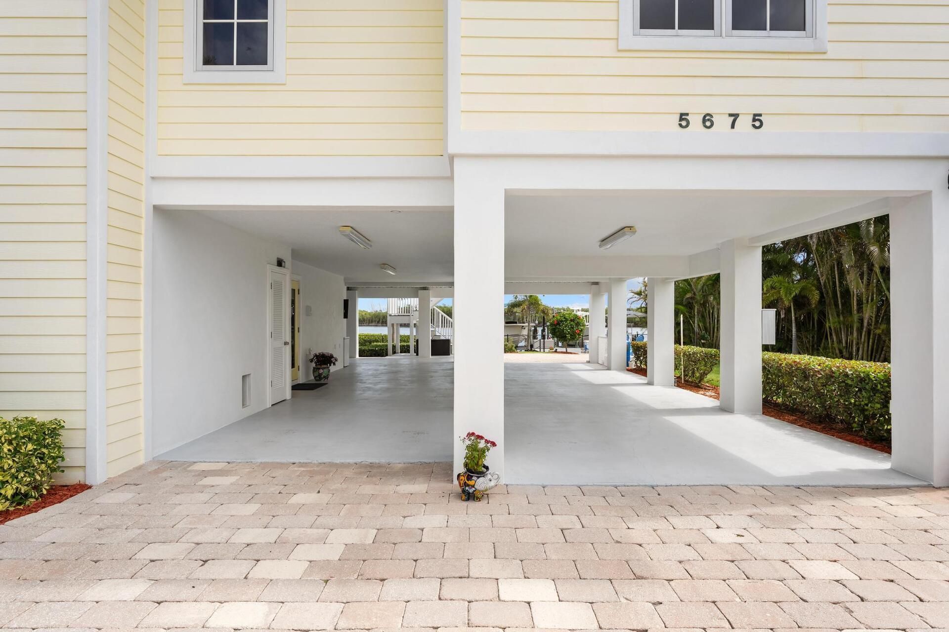 5675 SE Orange Street, Stuart, FL 34997 Photo