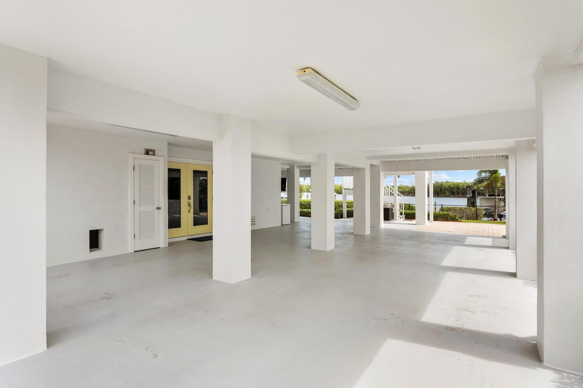 5675 SE Orange Street, Stuart, FL 34997 Photo