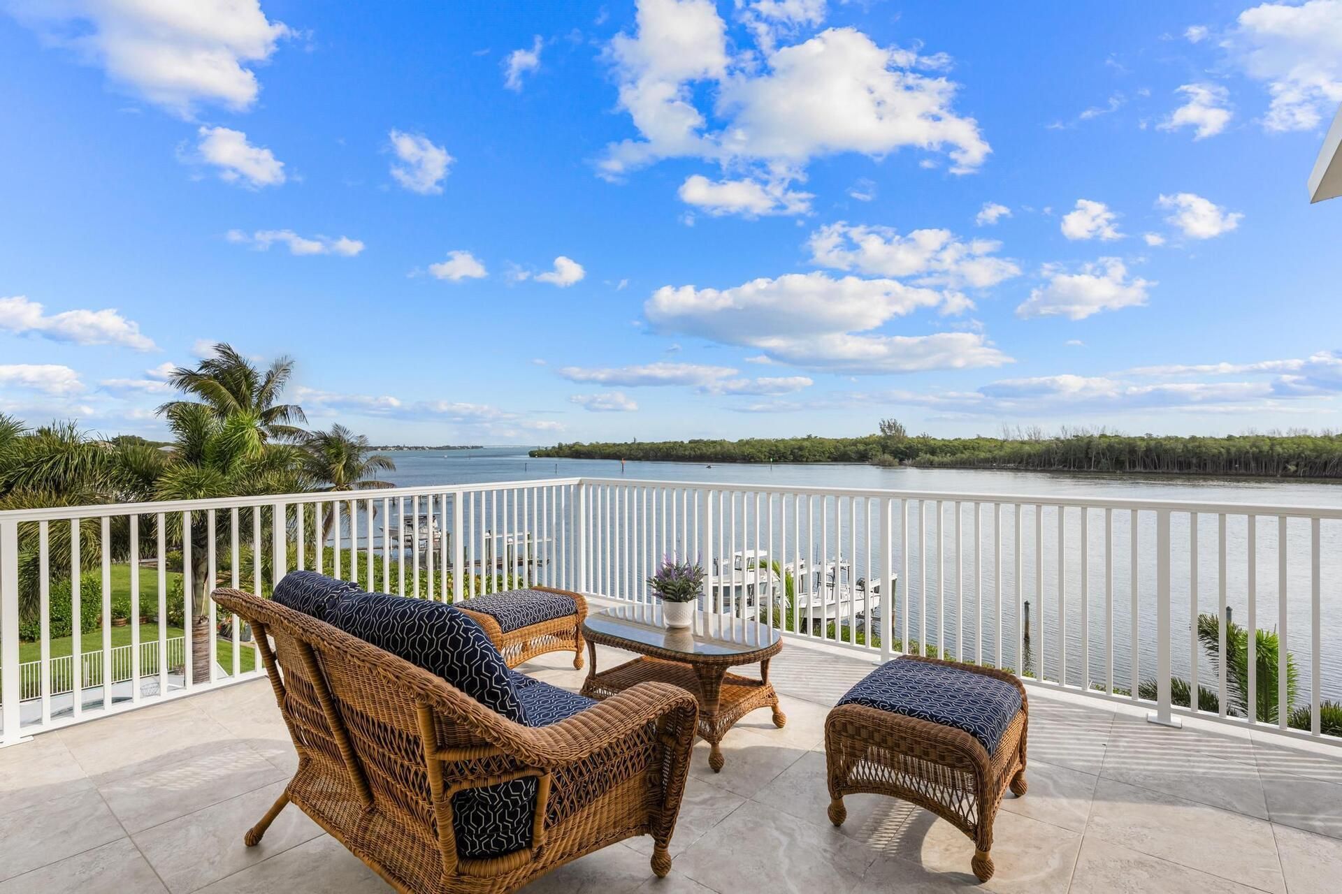 5675 SE Orange Street, Stuart, FL 34997 Photo