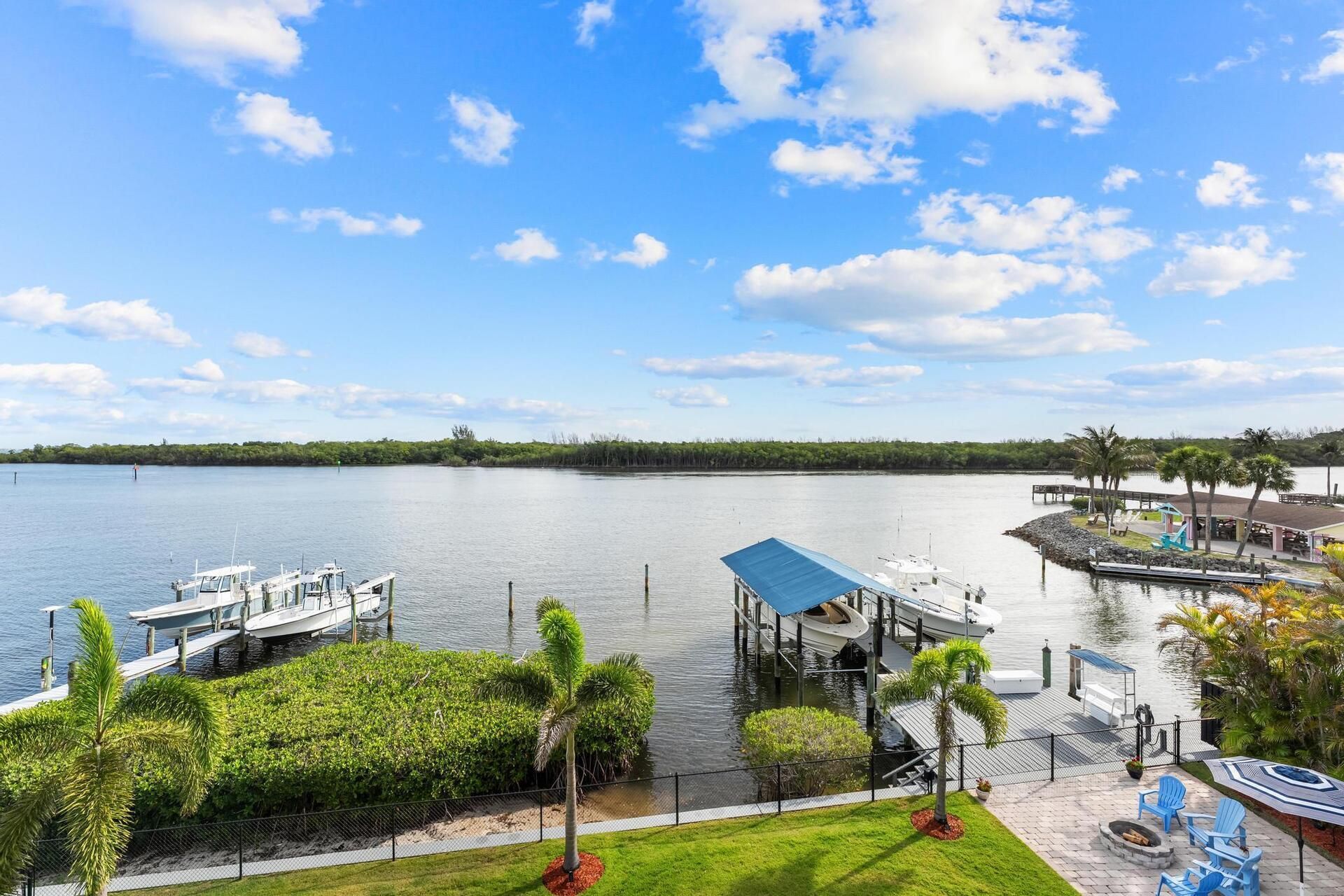 5675 SE Orange Street, Stuart, FL 34997 Photo