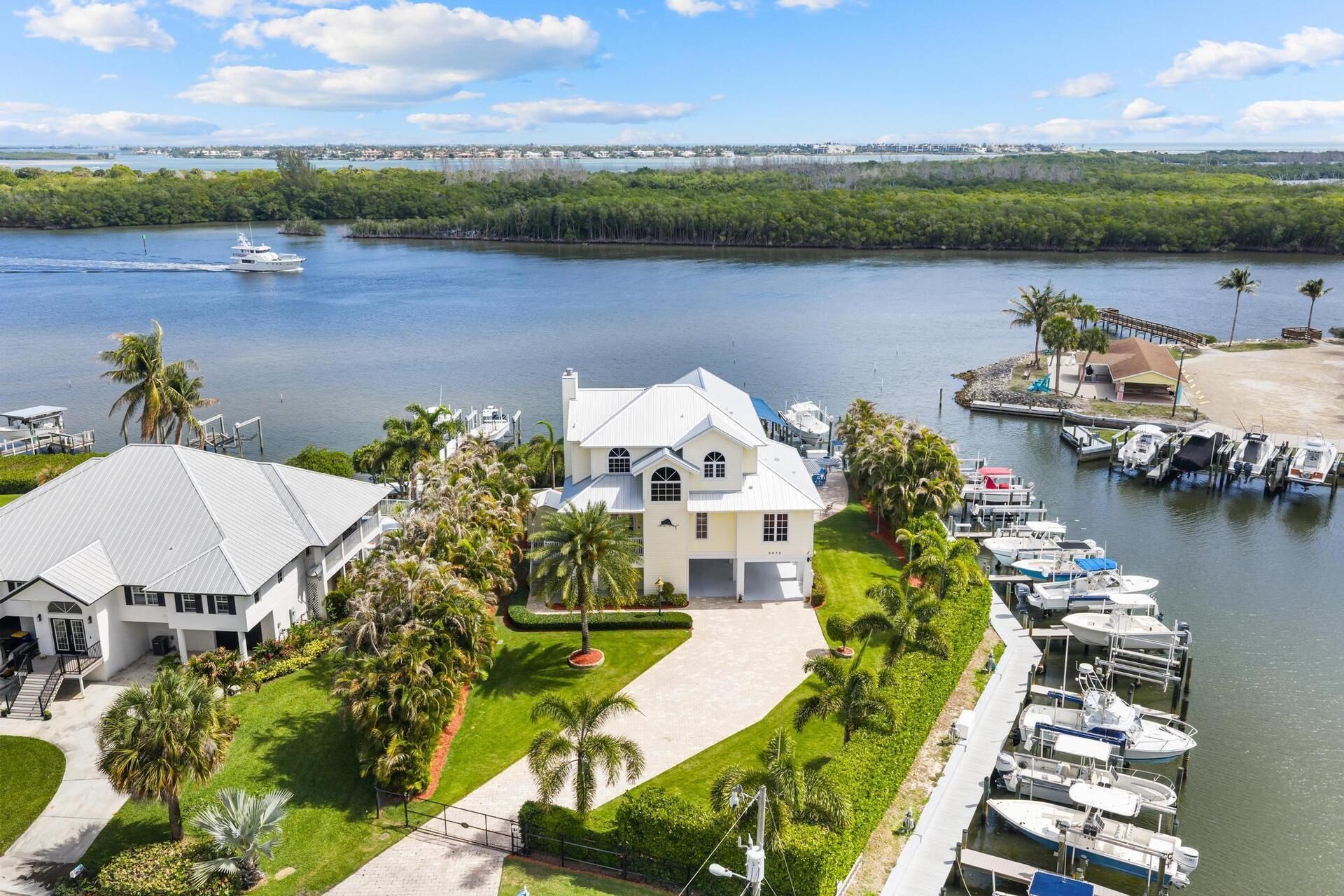 5675 SE Orange Street, Stuart, FL 34997 Photo