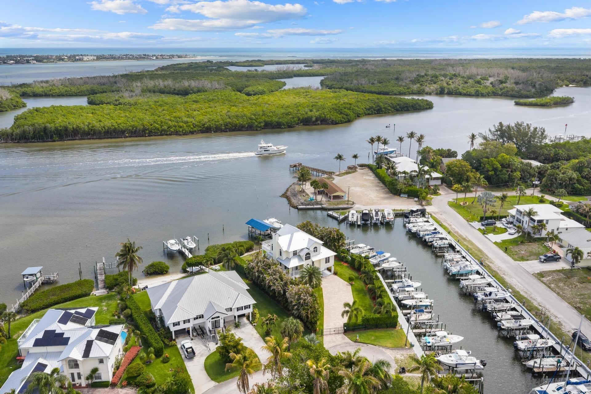 5675 SE Orange Street, Stuart, FL 34997 Photo