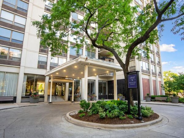 1460 N Sandburg Terrace , Unit 2805a, Chicago, IL 60610