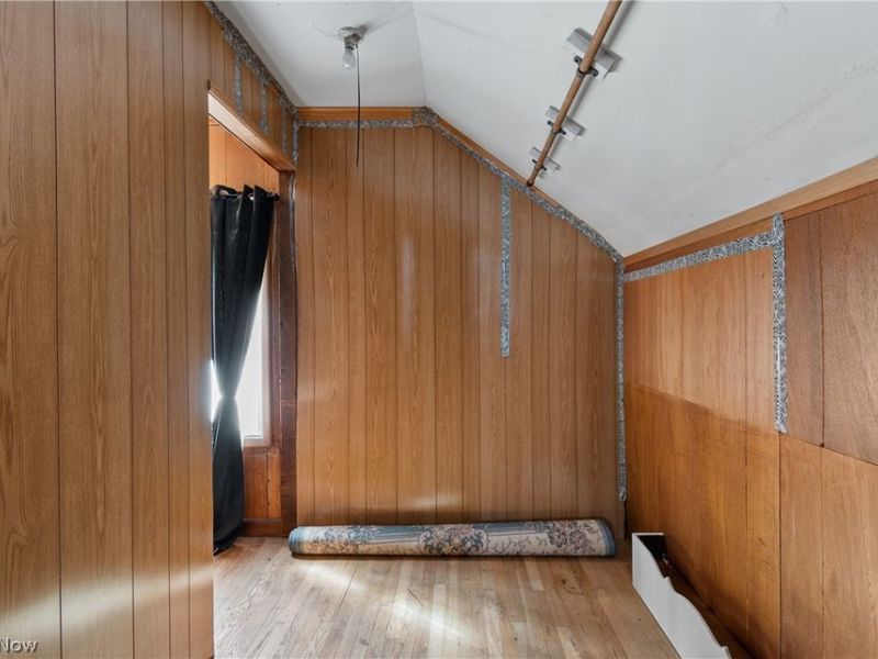 1037 Hardesty Boulevard, Akron, OH 44320 Photo 22