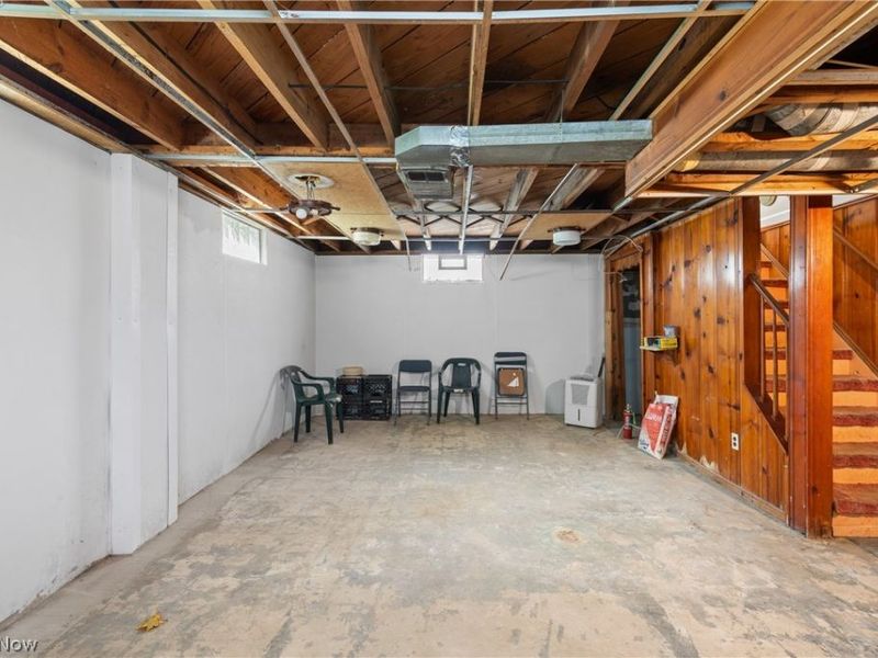 1037 Hardesty Boulevard, Akron, OH 44320 Photo 24