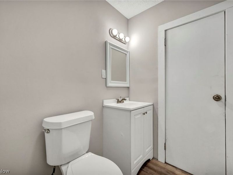 3623 Siam Avenue, Cleveland, OH 44113 Photo 13