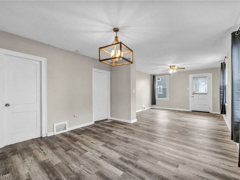 3623 Siam Avenue, Cleveland, OH 44113 Photo 2