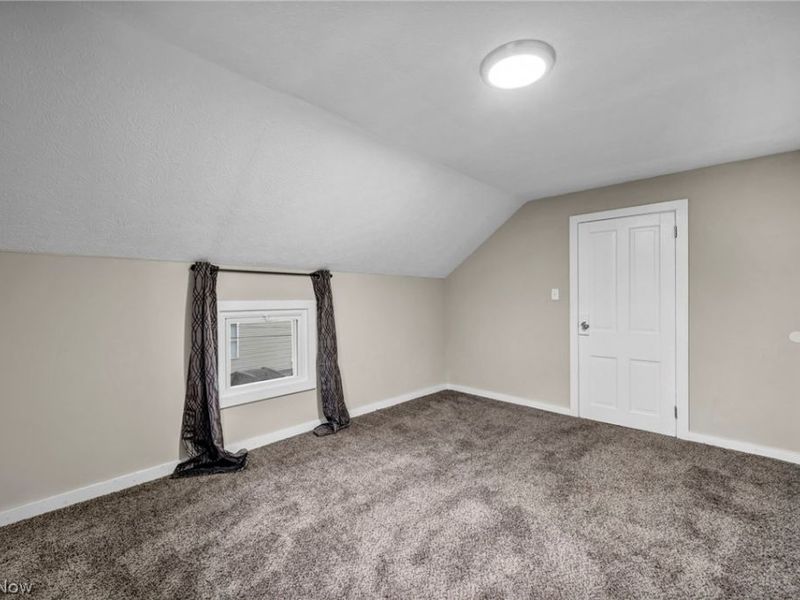 3623 Siam Avenue, Cleveland, OH 44113 Photo 21