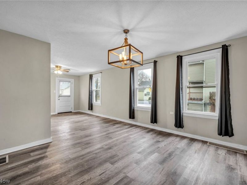 3623 Siam Avenue, Cleveland, OH 44113 Photo 3