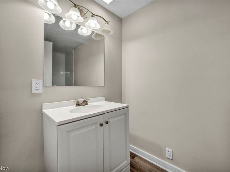 3623 Siam Avenue, Cleveland, OH 44113 Photo 30