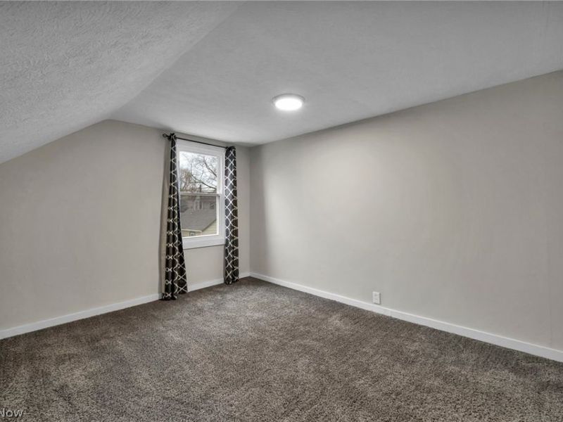 3623 Siam Avenue, Cleveland, OH 44113 Photo 32