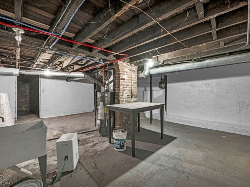 3623 Siam Avenue, Cleveland, OH 44113 Photo 36