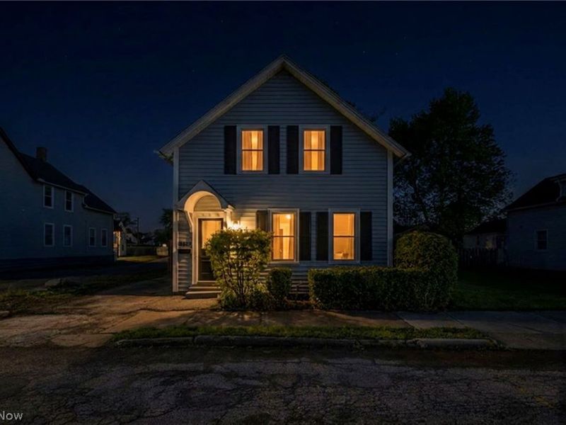 3623 Siam Avenue, Cleveland, OH 44113 Photo 43