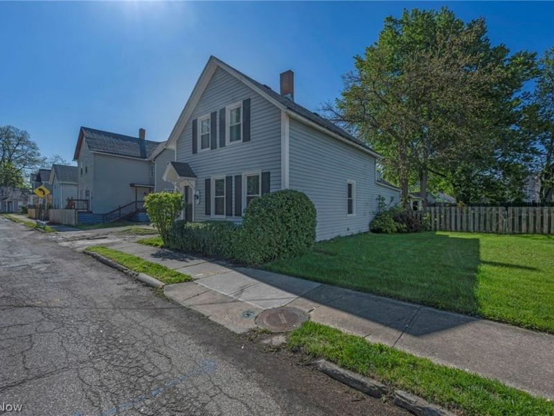 3623 Siam Avenue, Cleveland, OH 44113 Photo 44