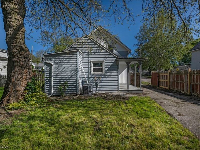 3623 Siam Avenue, Cleveland, OH 44113 Photo 49