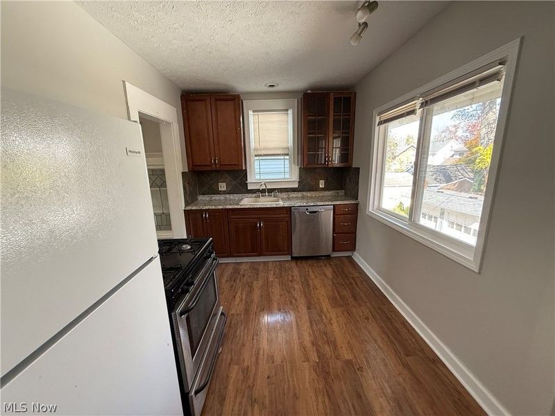 1275 Donald Avenue, Lakewood, OH 44107 Photo 3