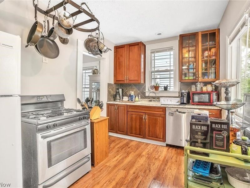 1275 Donald Avenue, Lakewood, OH 44107 Photo 6