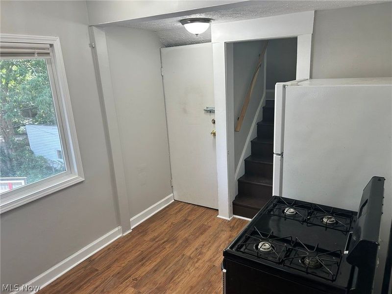 1275 Donald Avenue, Lakewood, OH 44107 Photo 8