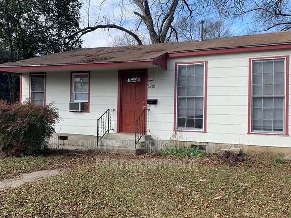 5210 Guadalupe, Austin, TX 78751