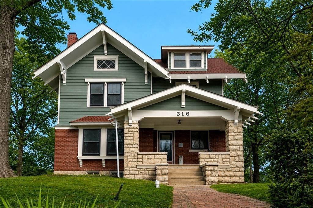 316 E Doniphan Street, Liberty, MO 64068 Main Photo