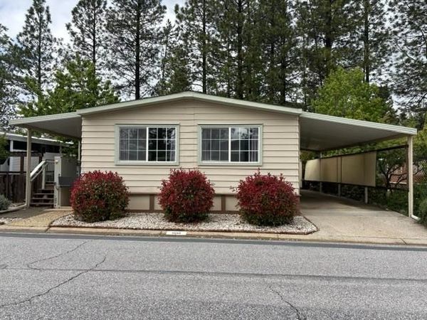 10180 Stone Arch Dr, Grass Valley, CA 95949