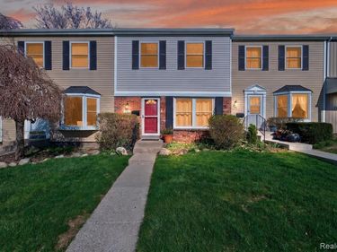 1121 Marquette Court, Rochester Hills, MI 48307