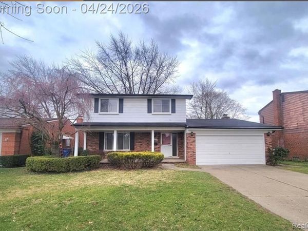 3458 Common Road , Warren, MI 48092