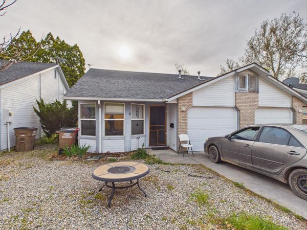 804 E Main #4, Unit #4, Emmett, ID 83617