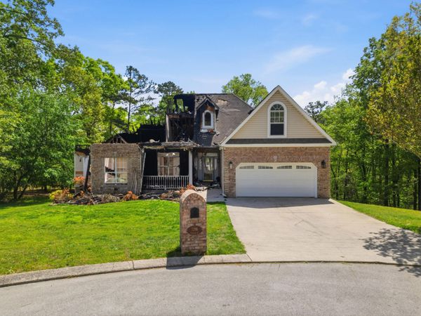 7298 Flagridge Drive , Ooltewah, TN 37363