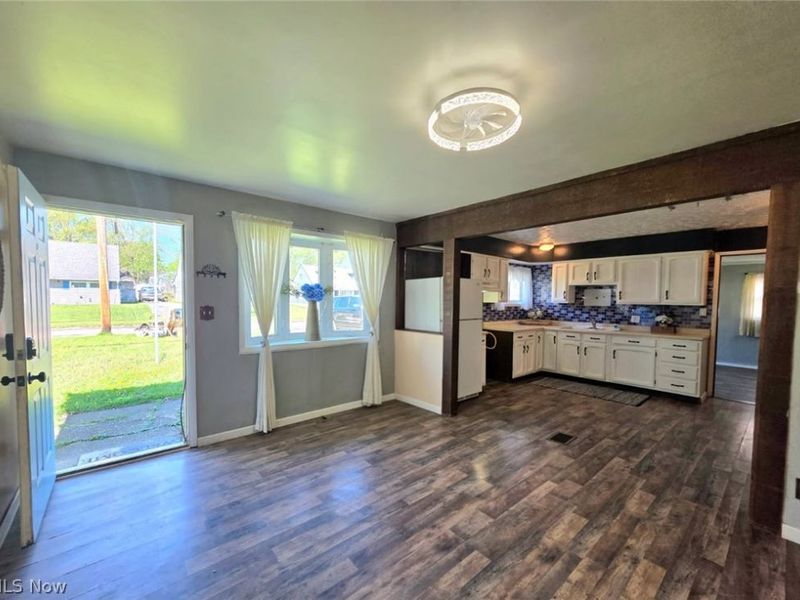 251 N Beverly Avenue, Youngstown, OH 44515 Photo 4