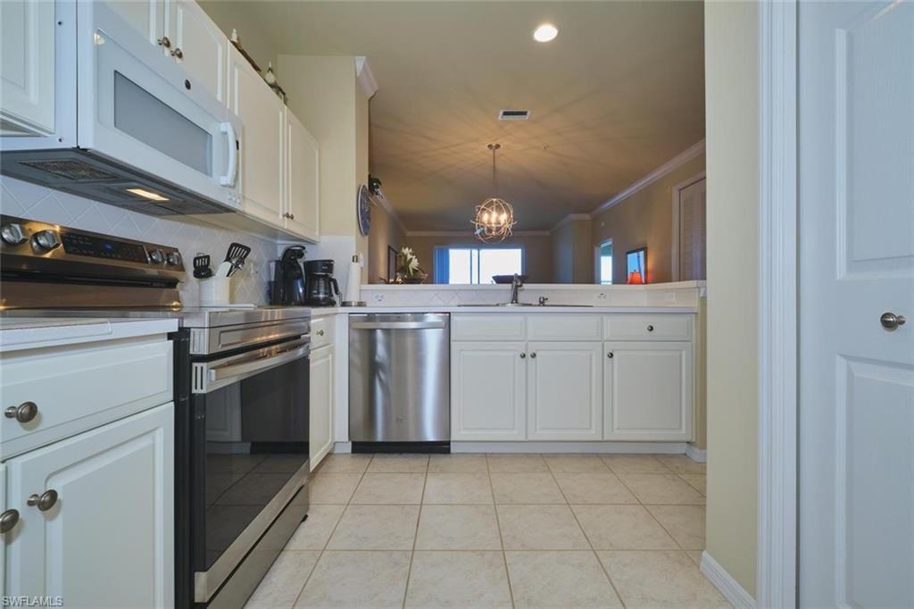 17110 Bridgestone Ct, Unit 203, Fort Myers, FL 33908 Photo